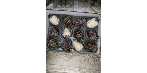Shari's Berries / Berries.com - chocolate covered strawberries