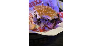 Red Robin - service and food ordered