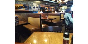 LongHorn Steakhouse - customer service---Food