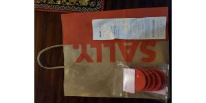 Sally Beauty Supply - Face secrets red make up sponges