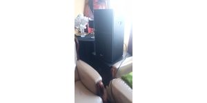 Cash Crusaders - Bought brand new hybrid speakers, which only one last one service. No guarantee, no exchange and no refund. 