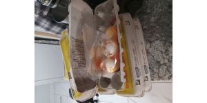 Shoppers Drug Mart - No name brand eggs