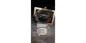 Brink's Global Services - Brinks 180 halogen activate security light model 7160