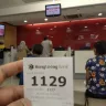 Hong Leong Bank - service lambat dan kerani tukar nombor di paparan skrin sedangkan masih melanggan customer yg belum siap - Photo 1