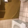 Days Inn - filthy - Photo 3