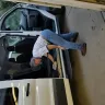 Avis - 12 passenger van - Photo 4