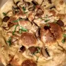 Mellow Mushroom - pizza appearance and scarce toppings - Photo 1