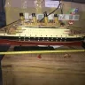 Singapore Airlines - damaged baggage/souvenir - Photo 3