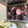 Shari's Berries / Berries.com - chocolate covered berries and glass vase for roses - Photo 1