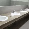 Crunch Fitness - change room and showers - Photo 9