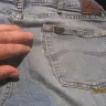 Lee Jeans - lee jeans ripping down pockets - Photo 1