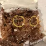 Jewel-Osco - kosher carrot cupcakes allergen mislabeling - Photo 2