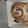 Cinnabon - cinnamon roll/service