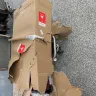 Air India - destruction of korg pa 1000 by air india cargo handlers - Photo 2