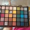 Amazon - my new nyx swear by it palette was broken - Photo 3