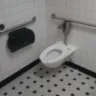 Steak 'n Shake - unsanitary restroom - Photo 3