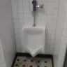 Steak 'n Shake - unsanitary restroom - Photo 4