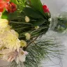 Avas Flowers - Awful arrangement at an insane amount og $ - Photo 2