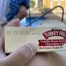 Turkey Hill Dairy - Product vanilla bean & double chocolate chip ice cream cookie sandwiches - Photo 2