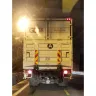 GDex / GD Express - Delivery truck dangerous driving