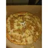 Debonairs Pizza - Debonairs chicken pizza - Photo 2