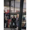 Vons - Closing early - Photo 1