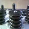 Edelbrock - Wrong Valve Stem Locks installed on cylinder heads.