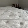 Sleep Country Canada - Kingsdown hewitt 4000$ mattress - Photo 1