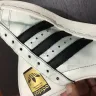Adidas - Color faded - Photo 1