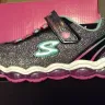 Skechers USA - glimmer lights / kids light up shoes