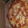 Pizza Hut - pizza toppings/appearance - Photo 1