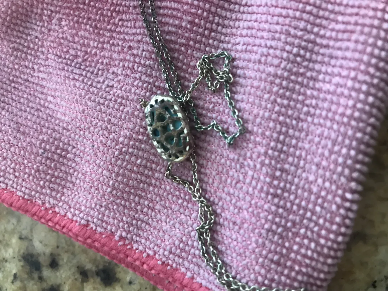 How This Gal Got the Tarnish off Her Fancy Kendra Scott Necklace! -  NeedleStar