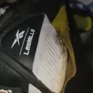 Reebok International - poor quality shoes and its replacement scene - Photo 7 - comment #2422845