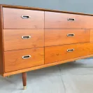 Etsy - Shelly is a liar, con artist, and fraud, caught selling damaged furniture, dishonest dirtbag dealer - Photo 4 - comment #1616560